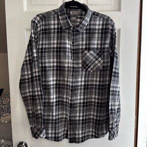 Men’s B&W Flannel by Truly - Size XL